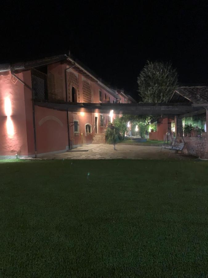 מלון Fubine La Vecchia Cascina Rossa מראה חיצוני תמונה