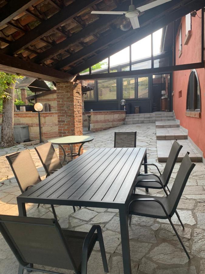 מלון Fubine La Vecchia Cascina Rossa מראה חיצוני תמונה